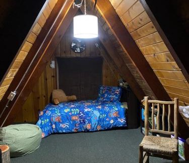 Wishon Ski Chalet | Knotty Pines Lodge