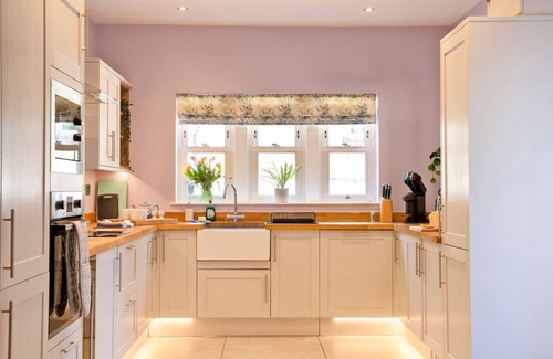 Bakewell House | Knowsley Woodland View