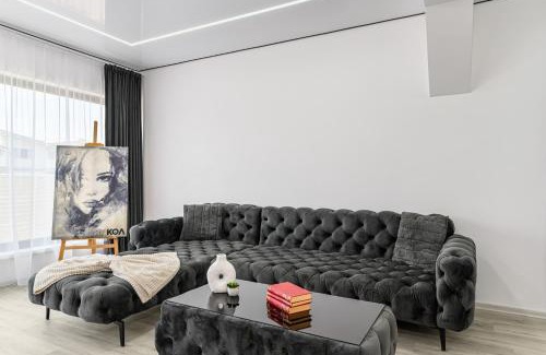 Brasov Apartment | KOA - Street