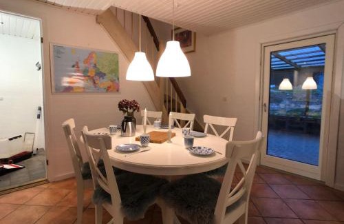 Bredsten House | Kobbeldalhus