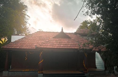 Kakkanad House | Kochuthottathil Heritage