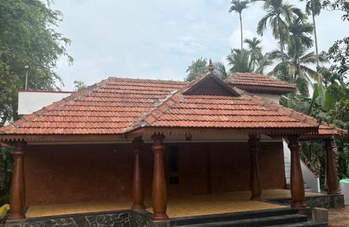 Kakkanad House | Kochuthottathil Heritage