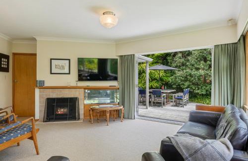 Waikanae House | Kohekohe Garden Cottage - Waikanae Holiday Home