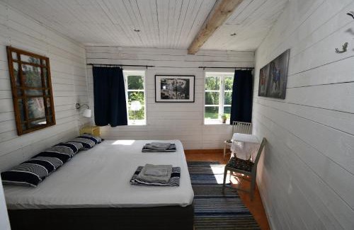 Fors Bed & Breakfast | Kolarbo Gård B&B