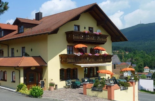 Rimbach Apartment | Komfortable Fewo mit großer Terrasse und Blick in die Natur