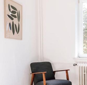 Exerzierplatz Apartment | Komplett neu: 2-Zi zentral im Altbau. 24h-Checkin