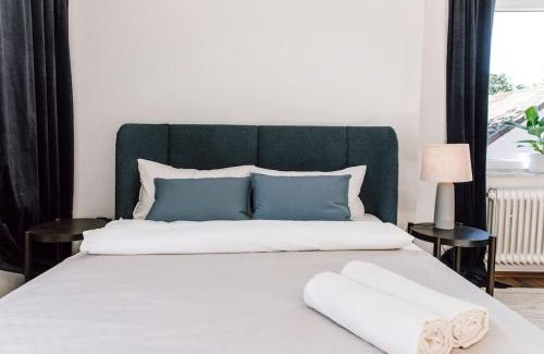 Exerzierplatz Apartment | Komplett neu: 2-Zi zentral im Altbau. 24h-Checkin