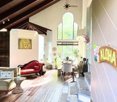 Holualoa House | Kona Ironman Family Home, Secluded Paradise