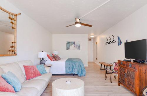 Historic Kailua Village Hotel | Kona Islander Inn # 219