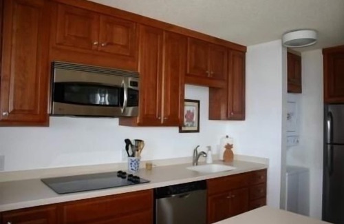 Kailua-Kona Condo | Kona Makai Building #1