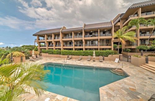 Historic Kailua Village Apartment | Kona Pacific Top Floor Retreat Ocean View and Pool!