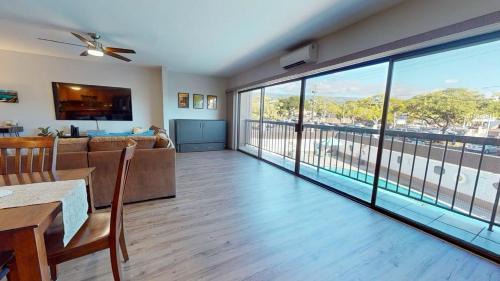 Historic Kailua Village House | Kona Plaza 212