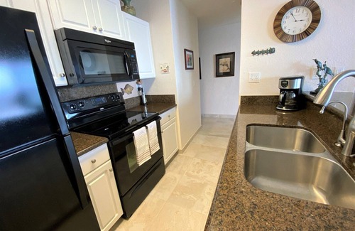 Kailua-Kona Condo | Kona Reef A22 - Direct Ocean Front Condo - Private Lanai - Next to Honl's Beach.