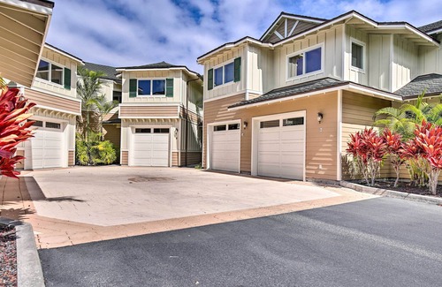 Kahaluu Bay Apartment | Kona Townhome w/Lanai & Resort Amenities!