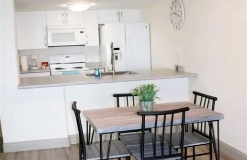 Rockport Condo | Kontiki Condo! Pool, Pier, Boat Slips, Boat Launch, BBQ, Tennis, Pickle Ball!