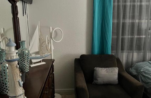 Margate Bed & Breakfast | Kool Runnings Bed and breakfast