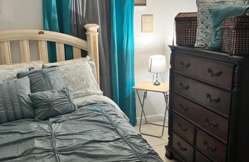 Margate Bed & Breakfast | Kool Runnings Bed and breakfast
