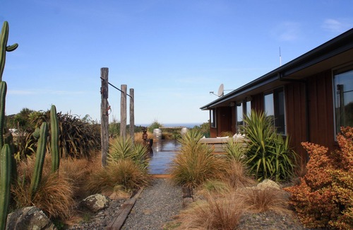Hapuku House | Kora's View. A peaceful place to relax