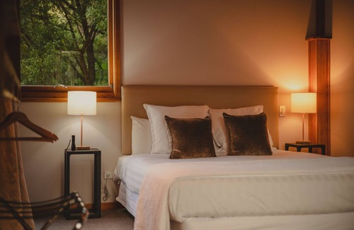 Cape Saunders Resort | Korimako Lodge, Stunning view and wildlife, your piece of quiet in New Zealand