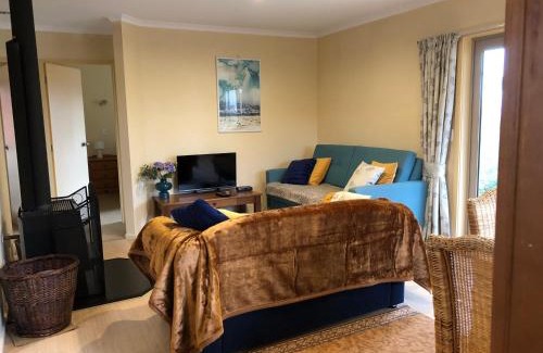 Lake Hawea House | Korimako Ridge - Lake Hawea Holiday Home