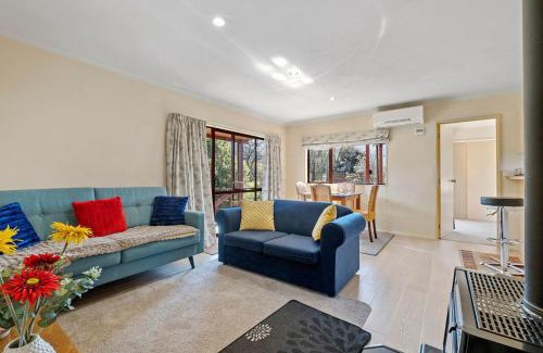 Lake Hawea House | Korimako Ridge - Lake Hawea Holiday Home