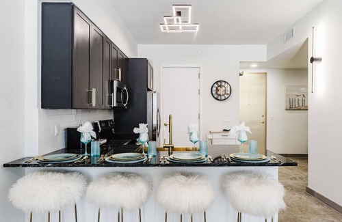 Fort Lauderdale Apartment | Kosher style - FLL & Restaurant