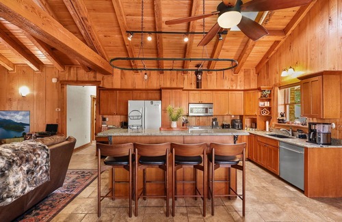 Butler Cabin | Kota Ridge - A peaceful family retreat in the heart of the Blue Ridge Mountains.