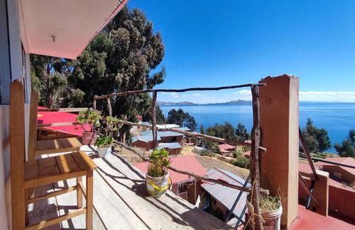 Isla Amantani Bed & Breakfast | KOYLLOR WASI