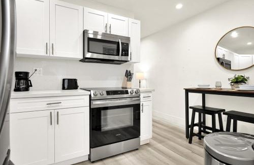 West Little River House | Koze 2 Bedroom Duplex Home with King & Queen Beds, Near Everything Trendy