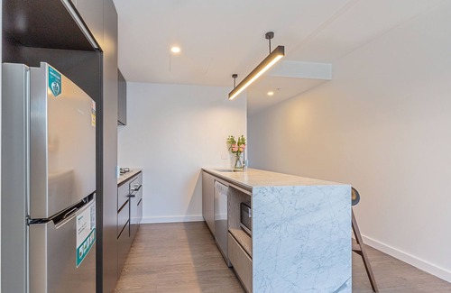 South Brisbane Apartment | KOZYGURU BRISBANE ONE 1Bed APT Parking