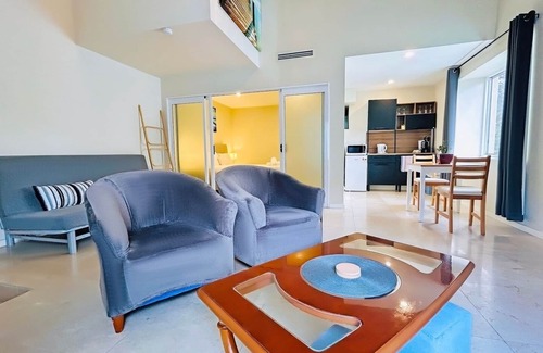 Summer Hill House | KozyGuru | Summer Hill | 1 Bed TownHouse