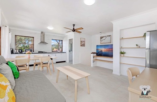 Thornleigh House | KozyGuru | Thornleigh 3BR House Nature Convenience