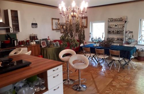 Schwielowsee Apartment | Kräuter-Heidi Garten