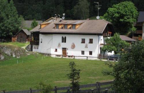 San Lorenzo di Sebato Apartment | Krüglwirt