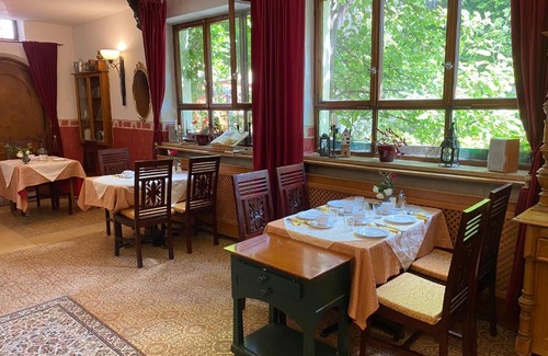 Rothenburg Old Town Hotel | Kreuzerhof Hotel Garni