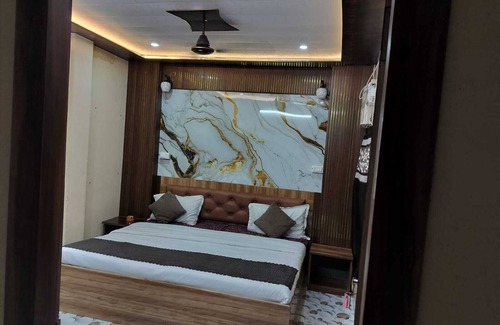 Varanasi Bed & Breakfast | Krishna Villa