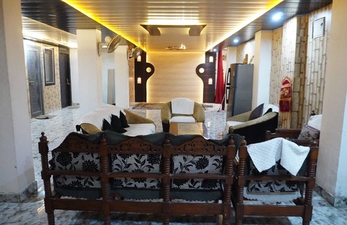Varanasi Bed & Breakfast | Krishna Villa