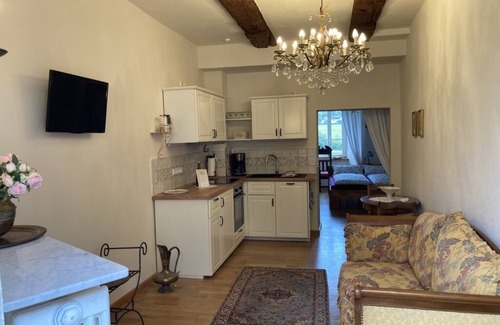 Maring-Noviand House | Kristallzimmer - Urlaub auf dem Historischen Weingut
