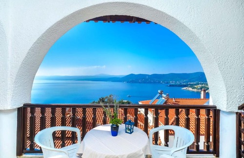Pirgadikia Hotel | Kritikos Apartments