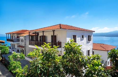 Pirgadikia Hotel | Kritikos Apartments