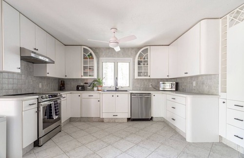 Town of Olive Apartment | Krom Ranch