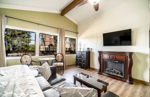 Solvang Hotel | Kronborg Inn