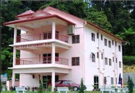 Tanah Rata House | KRS Pines GuestHouse