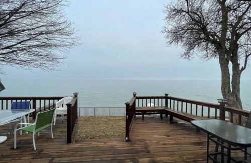 Port Sanilac Apartment | Krusty Krab! Lakefront Getaway, Walk to Downtown!