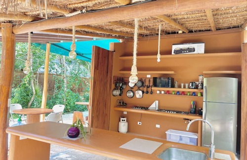 Chemuyil House | Ku Kuk Glamping – Domo Viento
