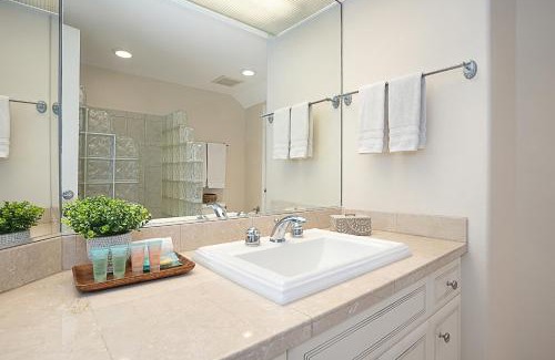 Princeville Apartment | Ku'u Lei Villa