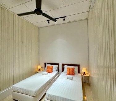 Kuala Berang House | Kuala Berang-Rumah Jambu Manis-NETFLIX,FREE WIFI