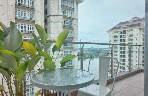 Kuching Apartment | Kuching City Riverine Diamond by Bed and Brew Staycation