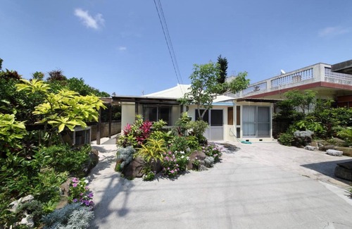 Gima House | Kume Azuma Villa
