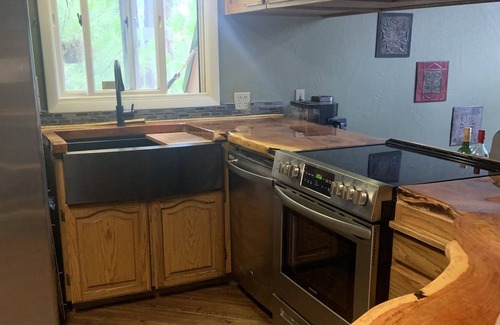 Heber Cabin | Kuranda Cabin - Mountain Getaway